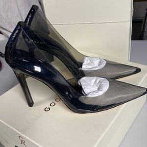 Good American women’s heels size 7.5